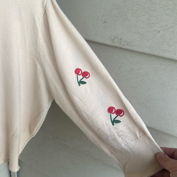 Women's Belle Poque Cardigan Sweater, Size Medium - Picture 8 of 11